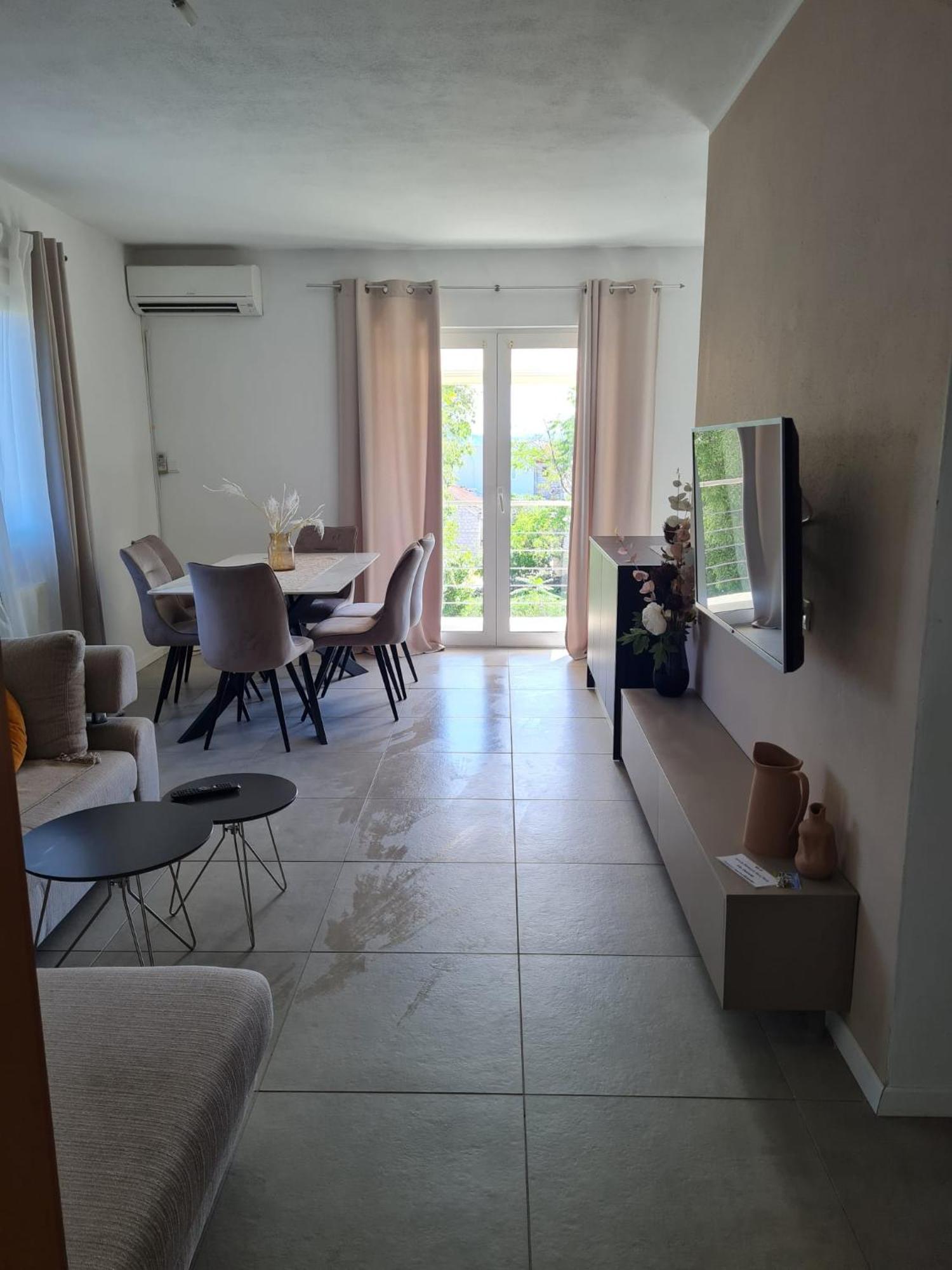 Villa Oleander มารีนา ภายนอก รูปภาพ